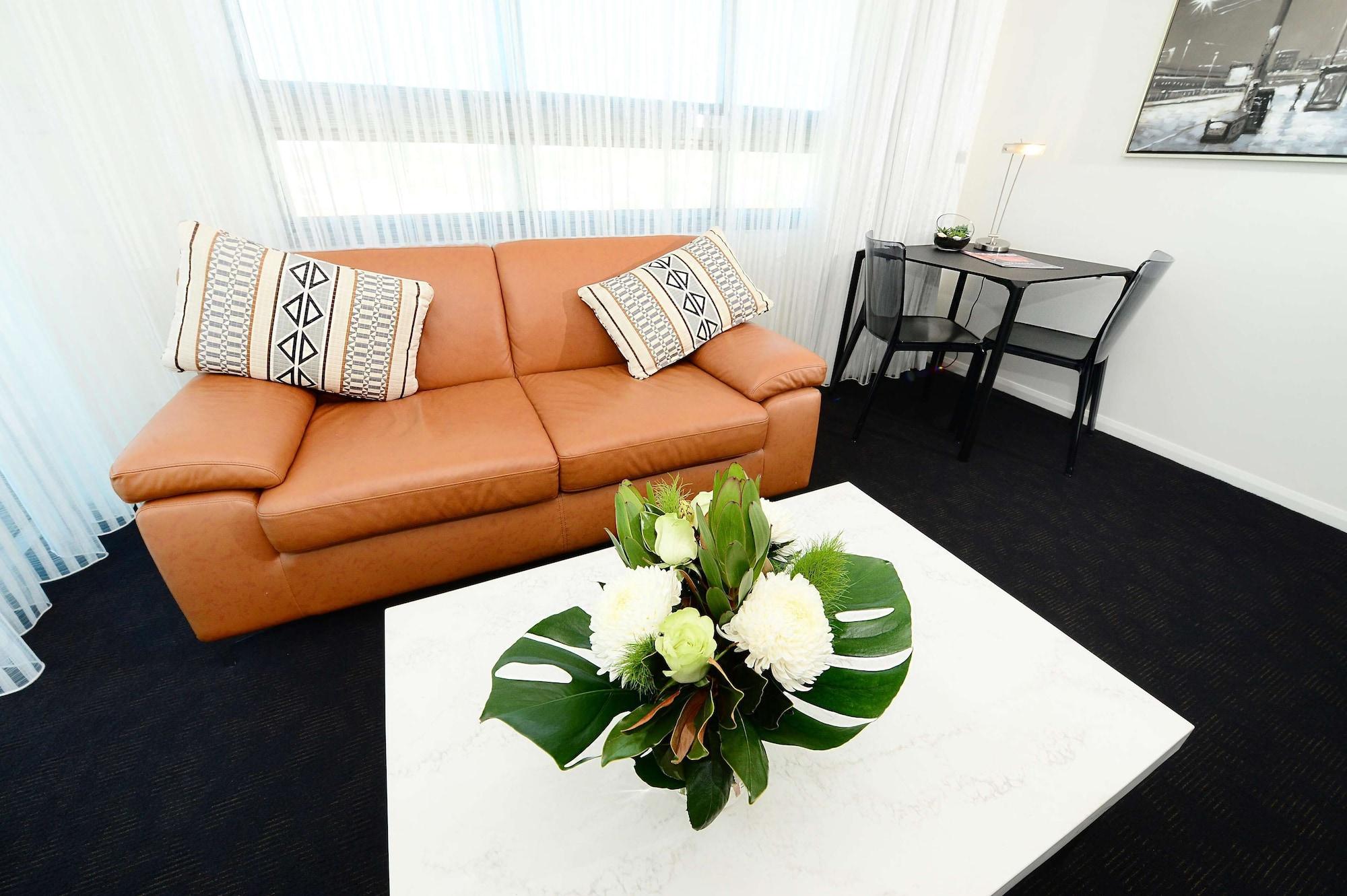 Oaks Gladstone Grand Hotel Экстерьер фото