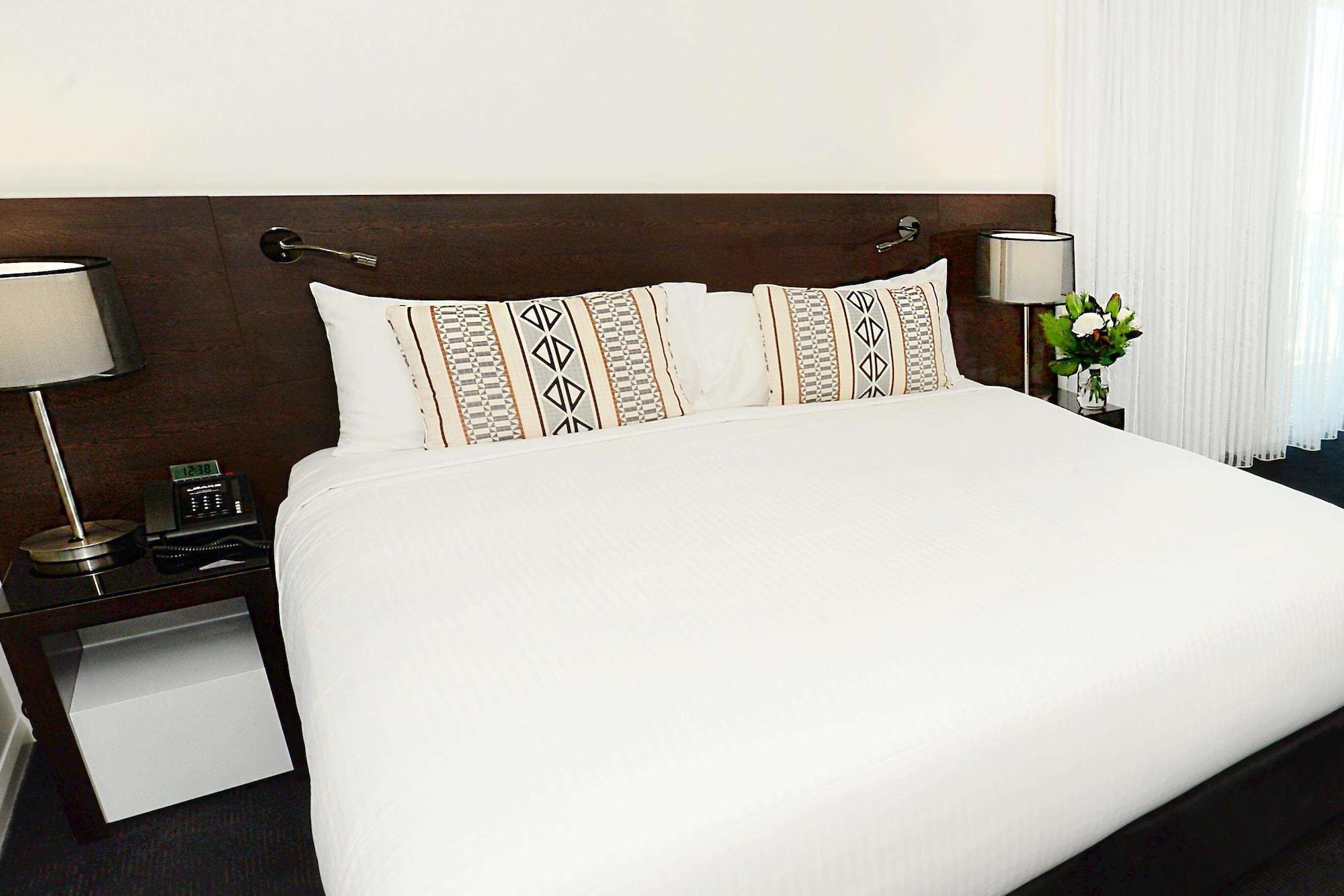 Oaks Gladstone Grand Hotel Экстерьер фото