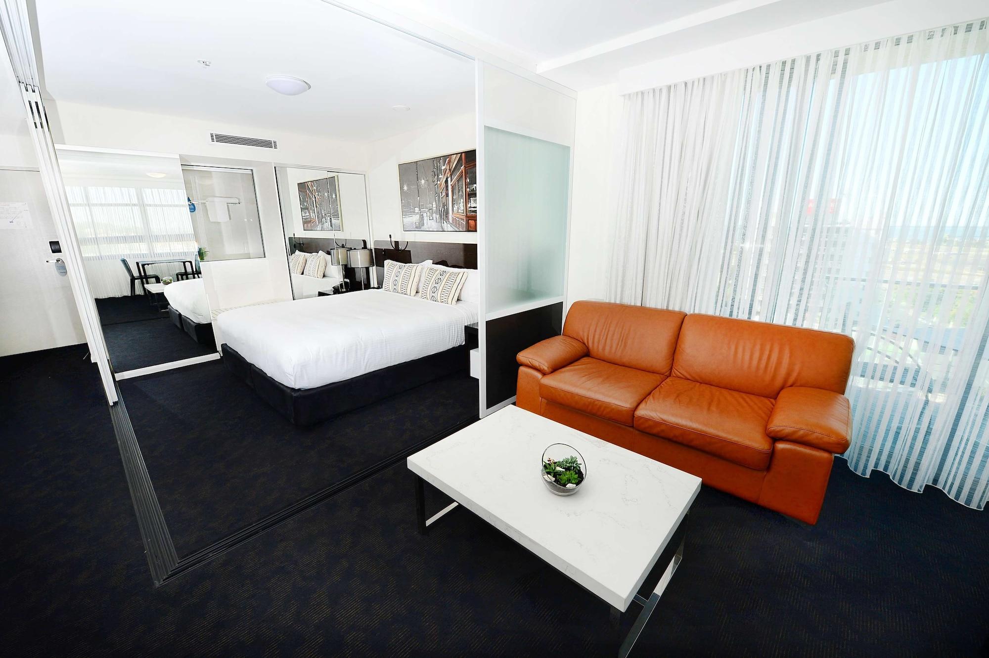 Oaks Gladstone Grand Hotel Экстерьер фото